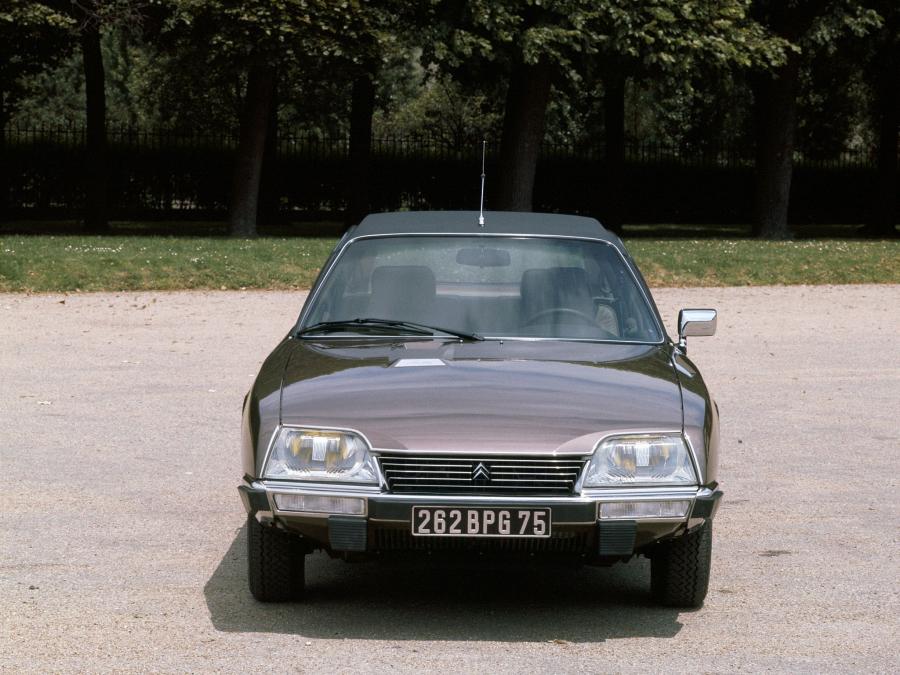  Citroen CX 2400 Prestige 1975 года  (фото 3 из 17)